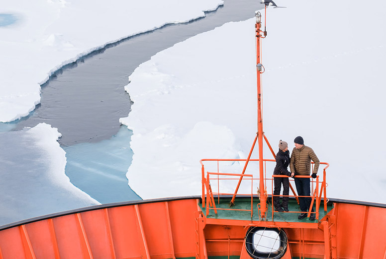 Юбилейный рейс ледокола «50 лет Победы», посвященный покорению Северного полюса ледоколом «Арктика» в 1977 году